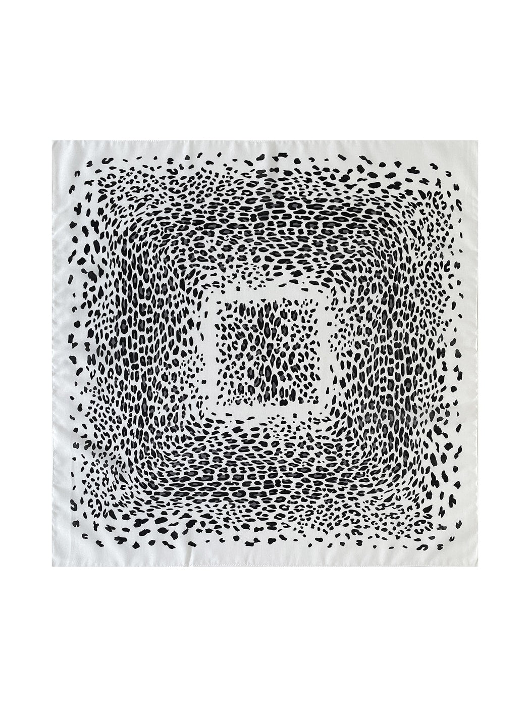 Scarvii - Fashion Leopard Print Square Scarf