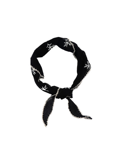 Scarvii - Embroidered Lace Edge Triangle Bandana