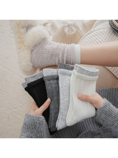 Rufia – Thick Warm Mid-Calf Socks with Color-Trim