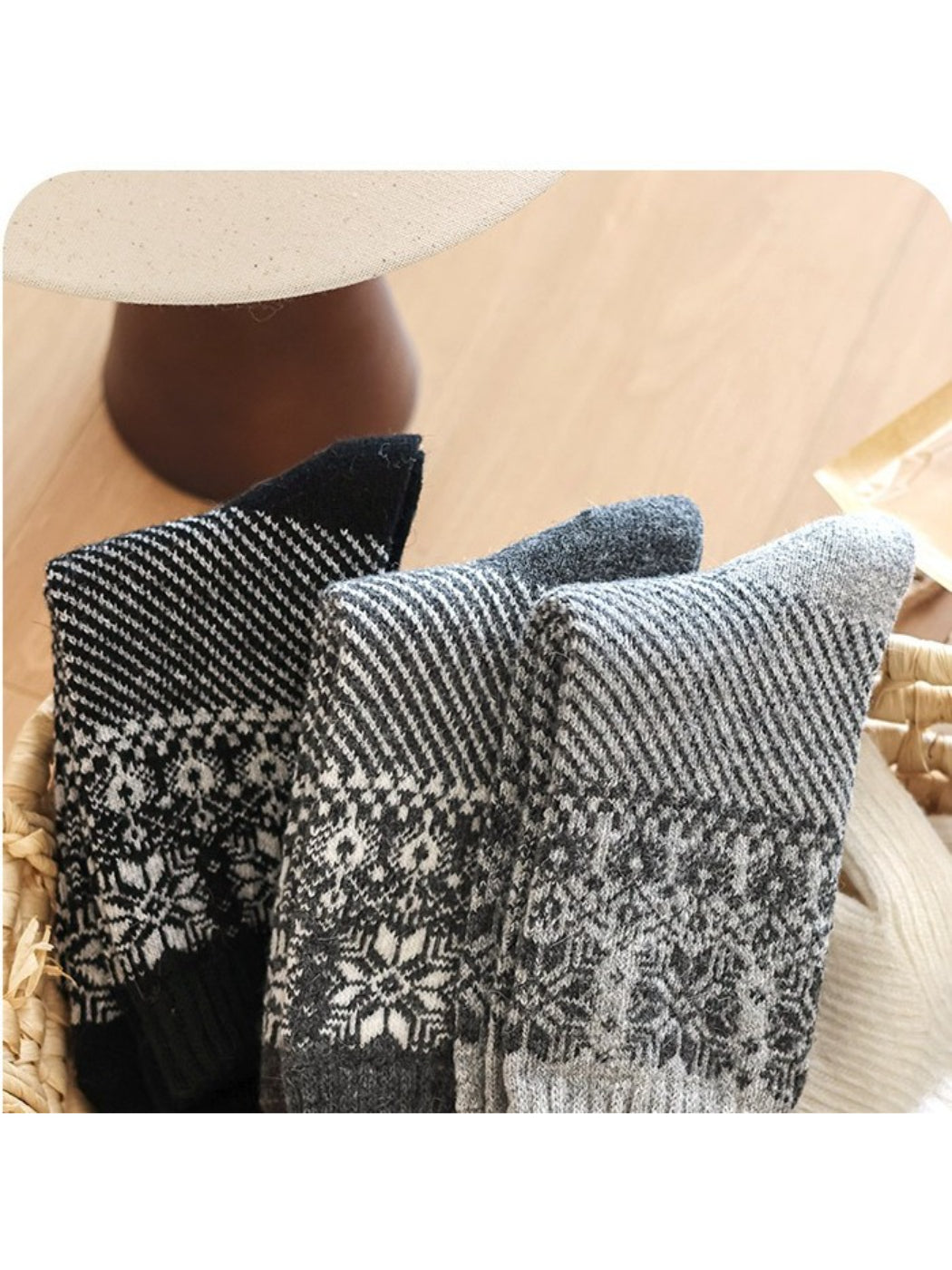 Rufia - Soft Geometric Knit Crew Socks