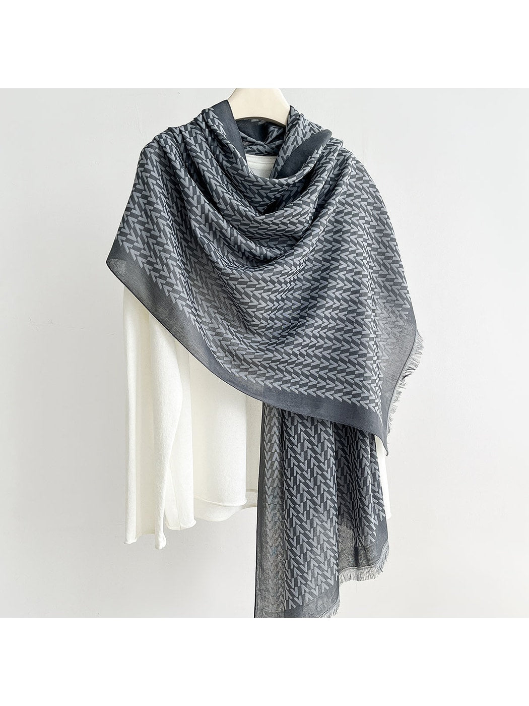 Scarvii - V-Shape Geometric Print Summer Wrap Scarf