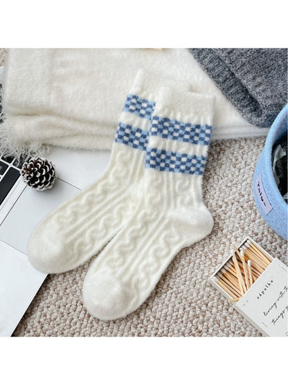 Rufia - Thick Winter Warm Women's Socks with Cartoon Pattern