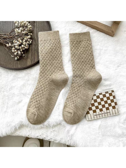 Rufia - Textured Solid Color Everyday Crew Socks