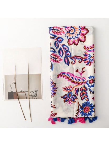 Scarvii - Bold Floral Motif Detail Scarf