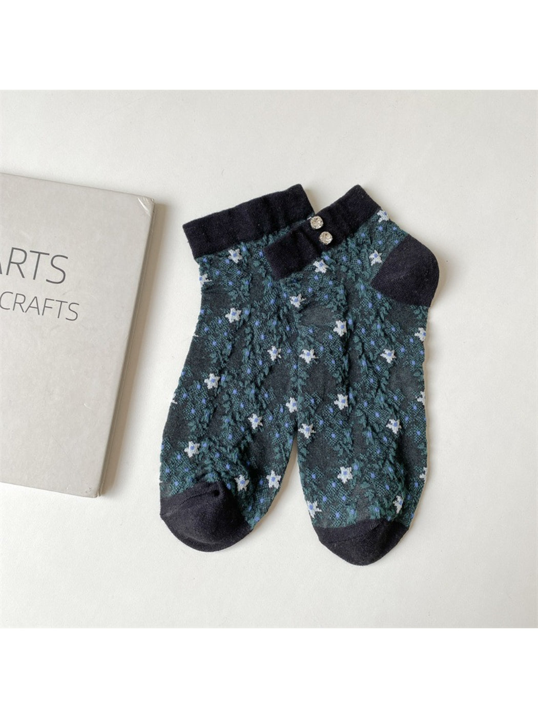 Rufia - Vintage Lace Blossom Ankle Socks