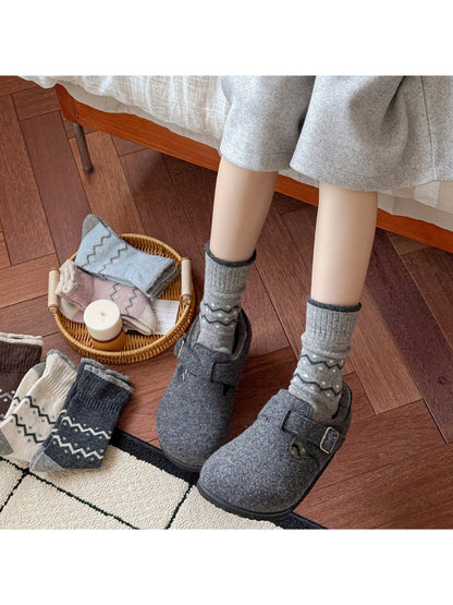 Rufia - Soft Wave Pattern Crew Socks