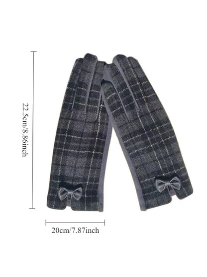 Gloving - Plaid Touchscreen Gloves with Bow