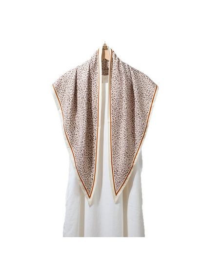 Scarvii - Edgy Leopard Print Triangle Bandana
