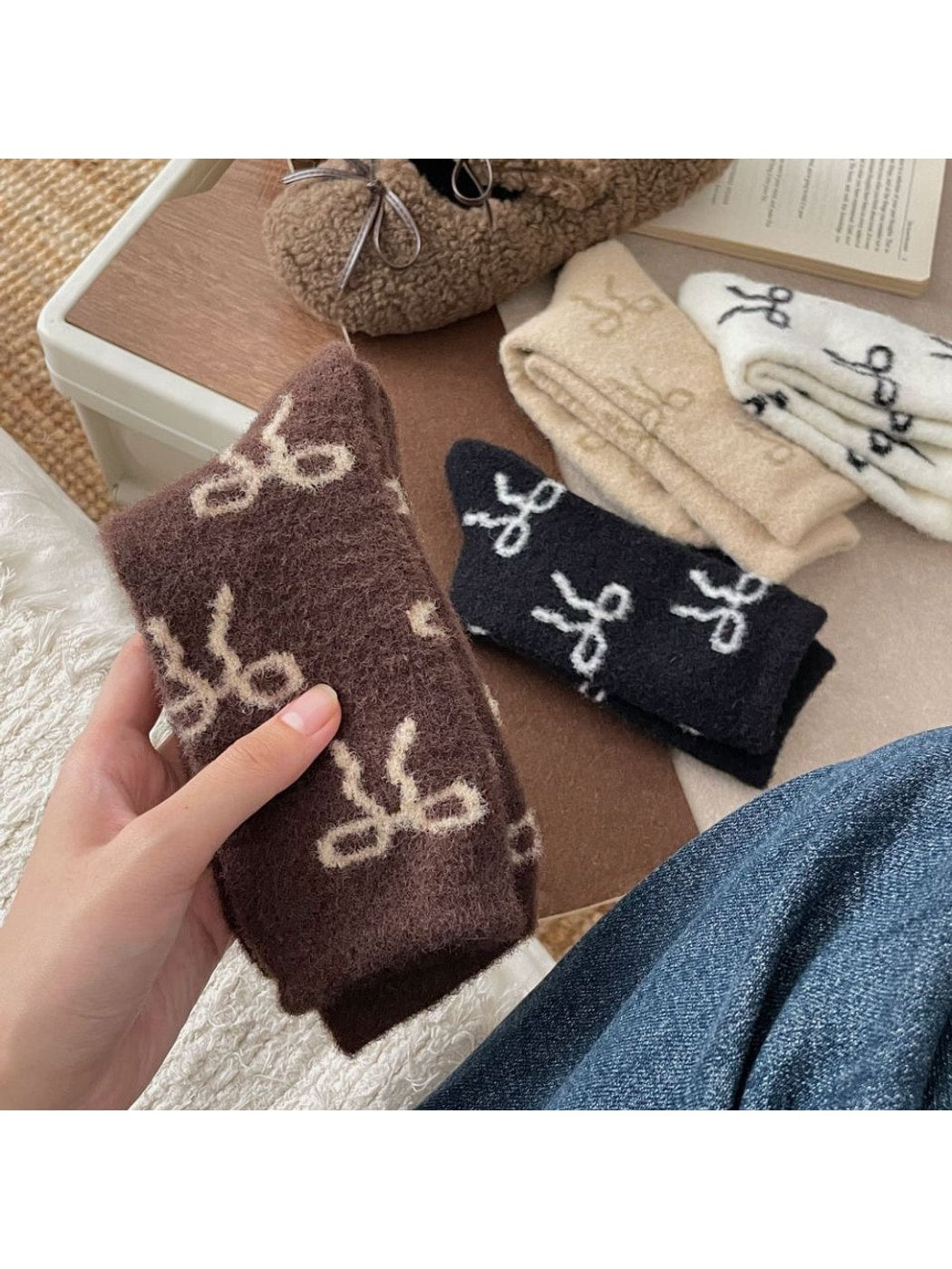 Rufia - Thick Everyday Bow Motif Crew Socks