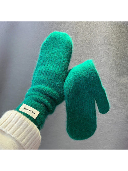 Gloving - Fuzzy Rib-Knit Cuff Mittens