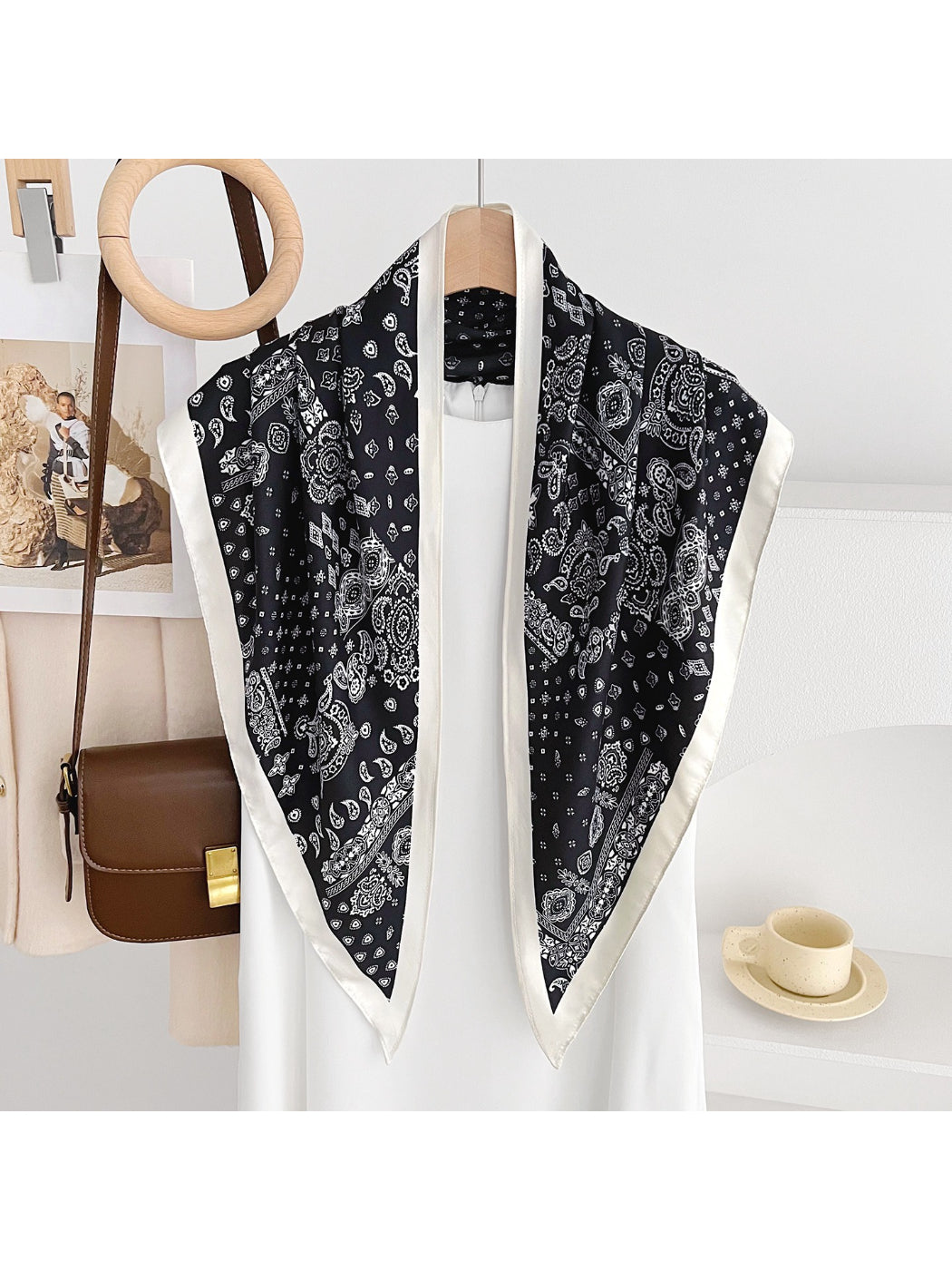 Scarvii Classic Bandana Paisley Triangle Scarf