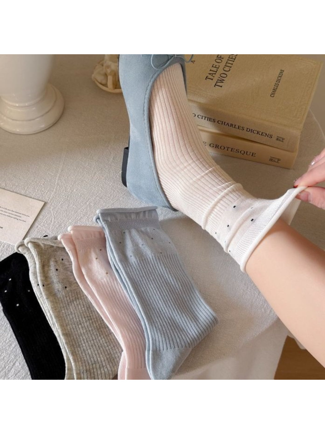 Rufia - Subtle Dot Ribbed Crew Socks product image 1