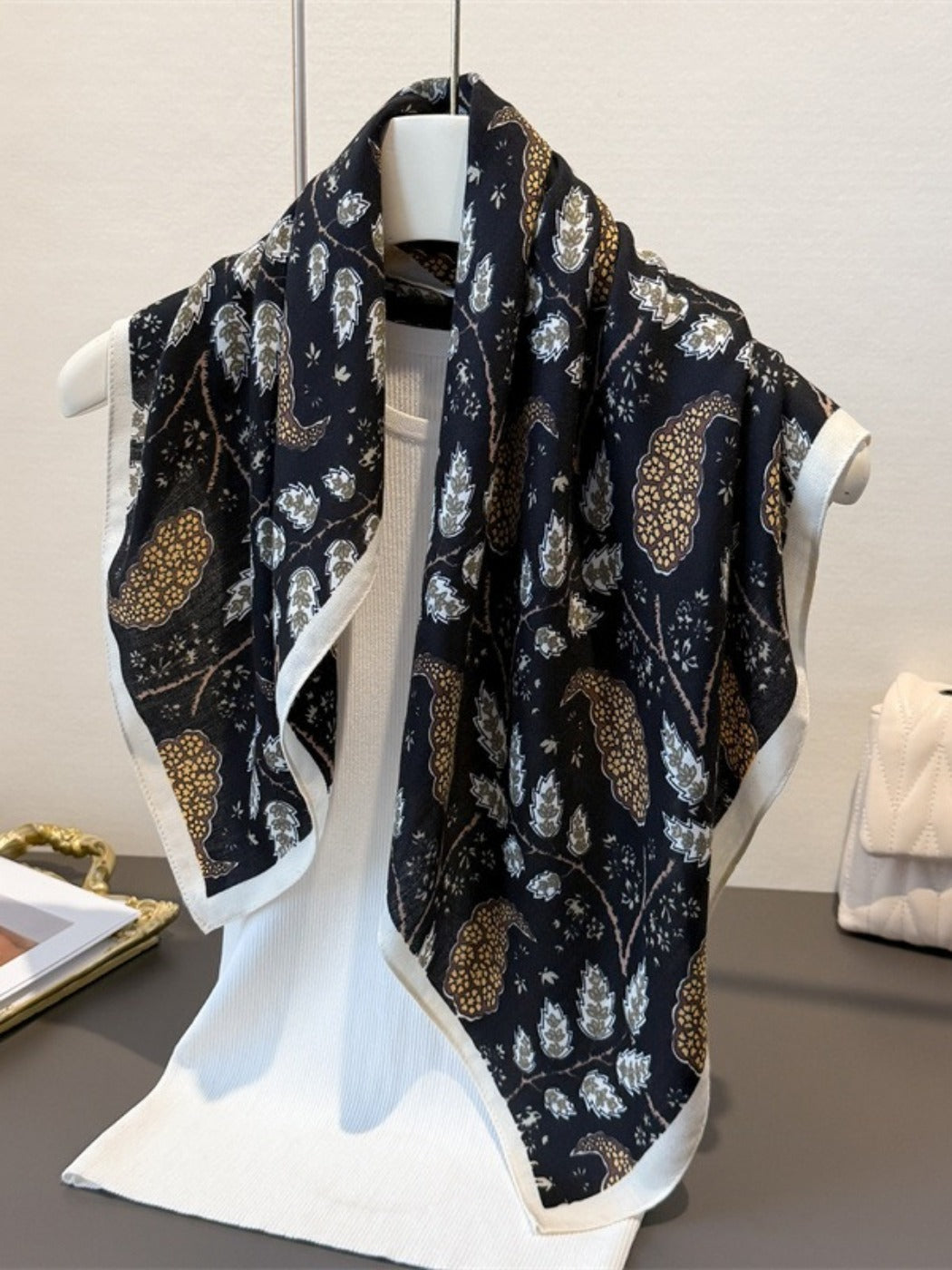 Scarvii - Paisley Floral Print Square Scarf – Vintage & Elegant