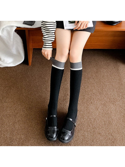 Rufia - Minimal Contrast Knee High Socks product image 2