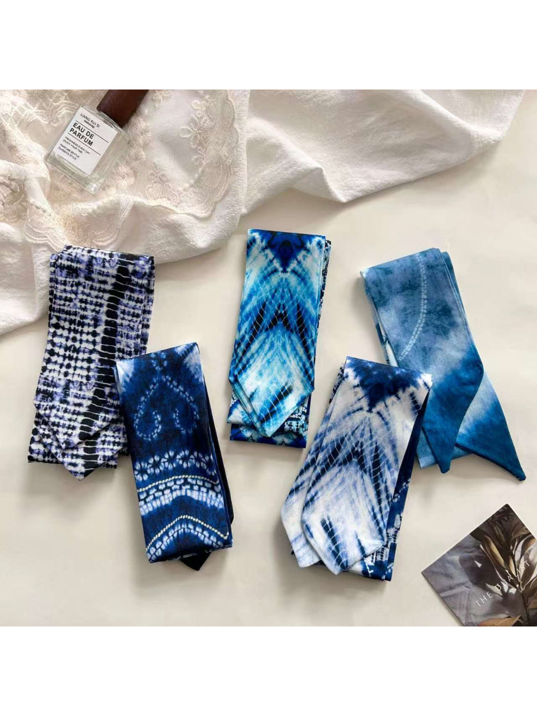 Scarvii - Blue Tie Dye Pattern Skinny textile accessory detail view 2