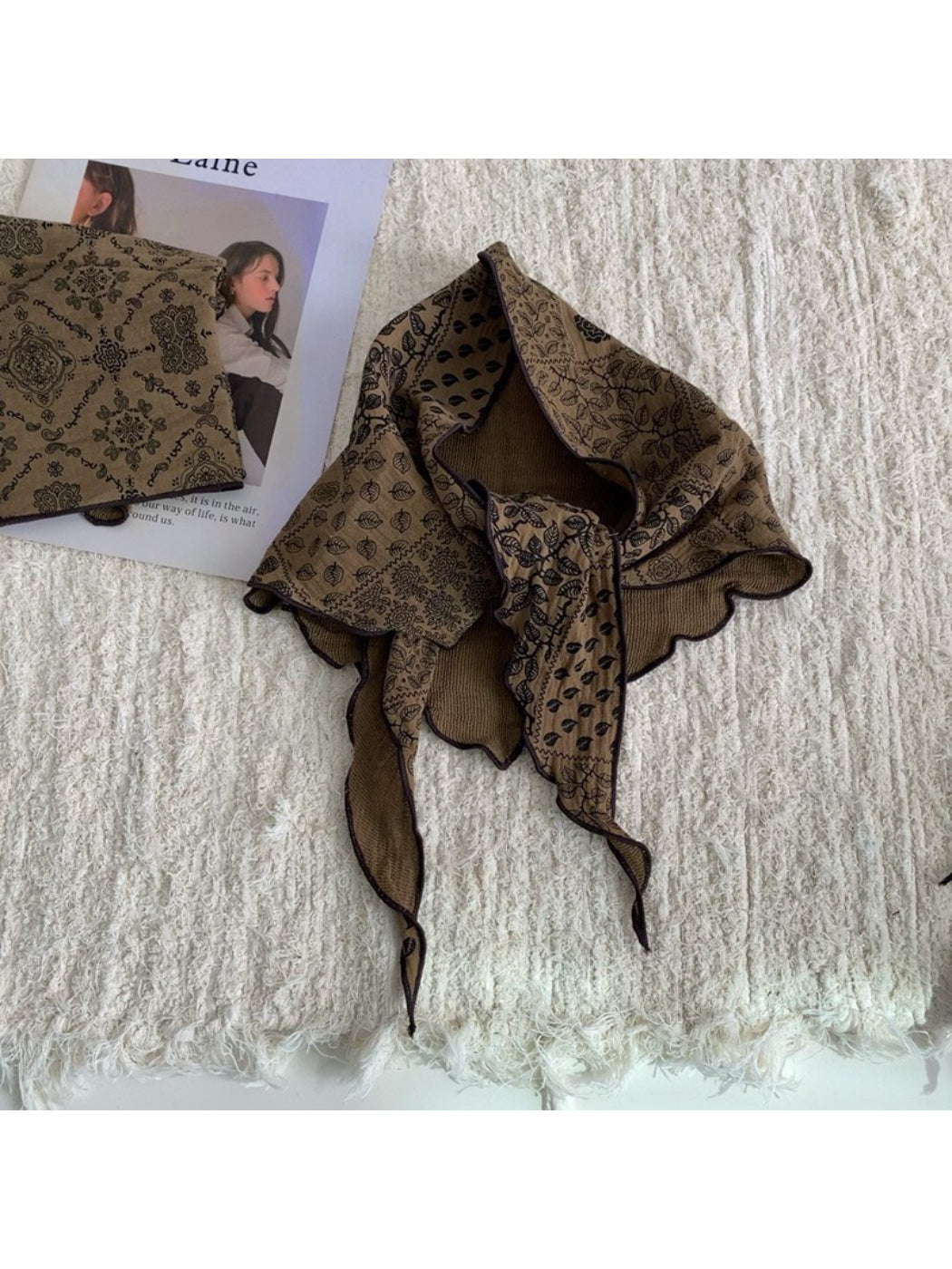 Scarvii Paisley Print Triangle Scarf