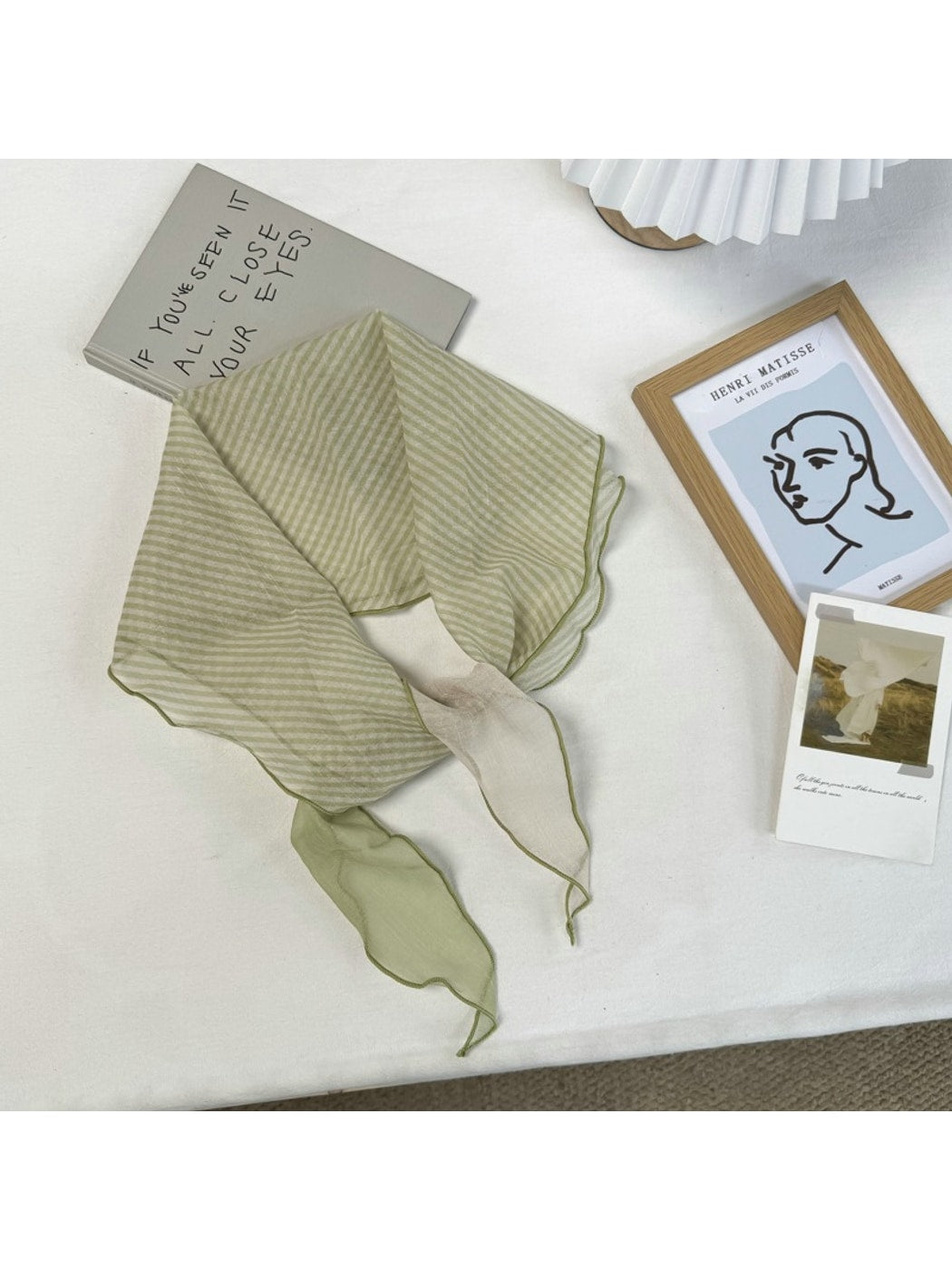 Scarvii - Minimal Striped Diamond-shaped Scarf