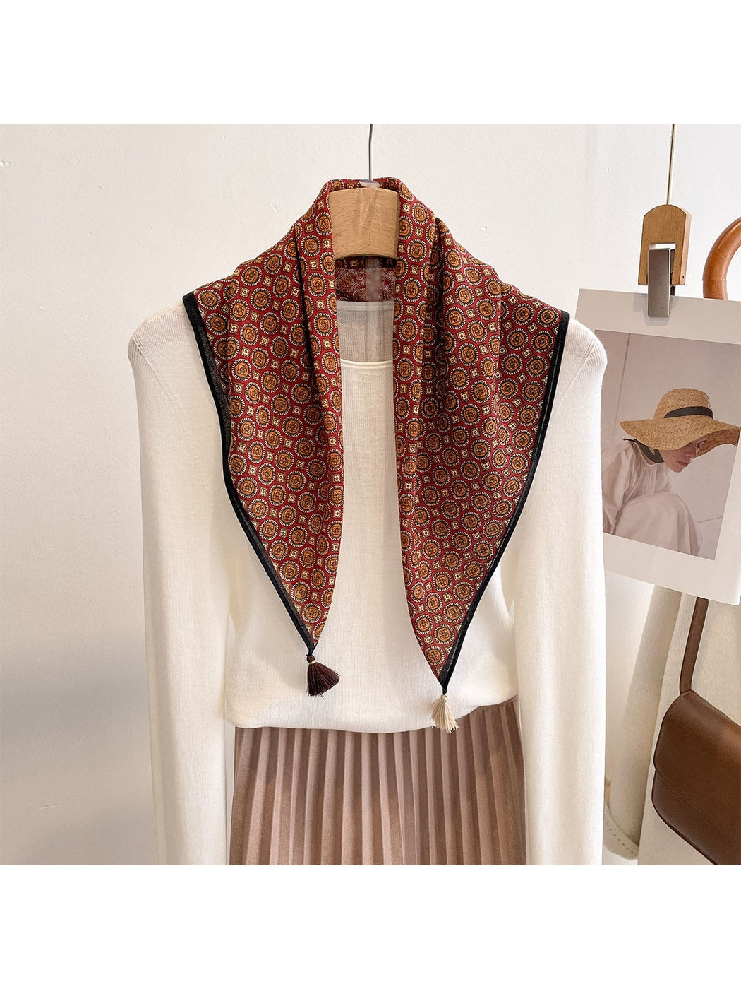 Scarvii - Bright Circular Pattern Tassel Square Scarf