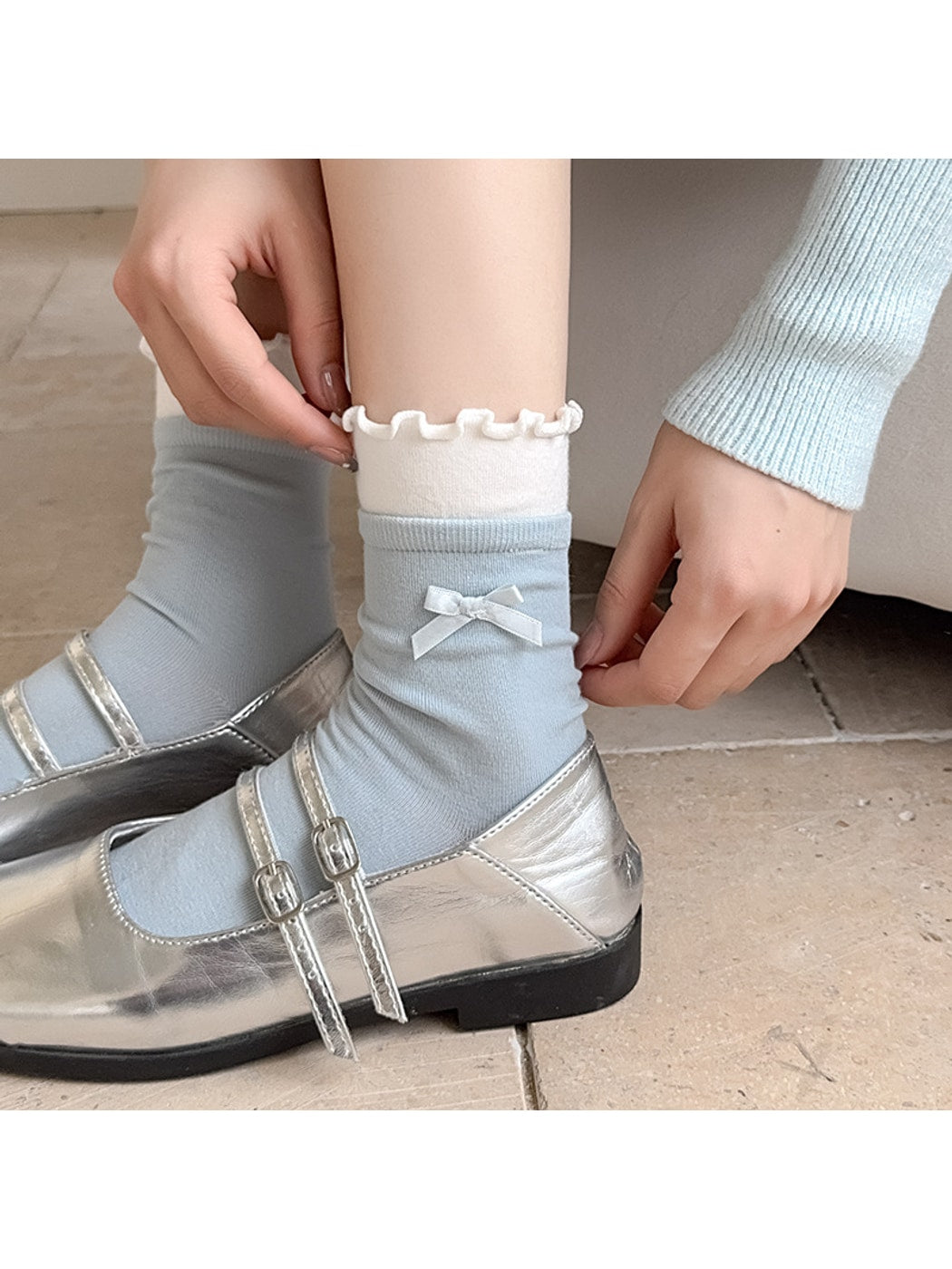 Rufia - Bow Detail Ruffle Trim Crew Socks