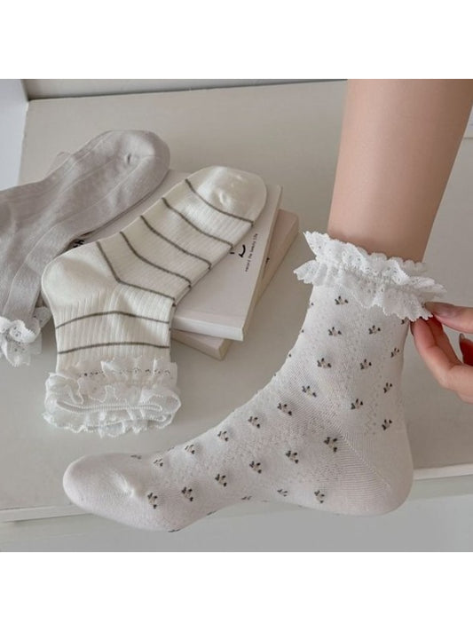 Rufia Lace Trim Floral Mid Calf Socks product photo 1
