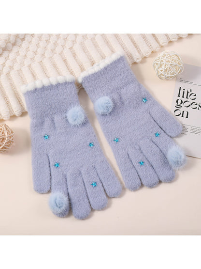 Gloving – Plush Star Accent Winter Gloves