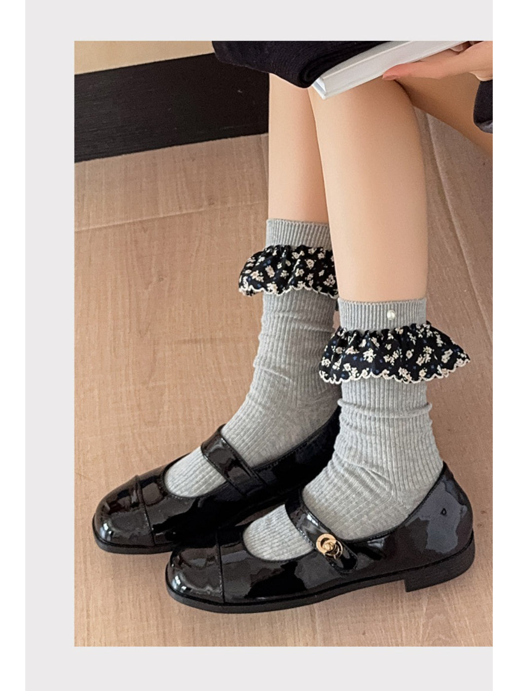 Rufia - Ruffled Floral Trim Crew Socks