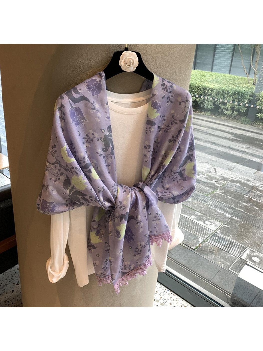 Scarvii - Bellflower Pattern Rectangular Shawl Scarf