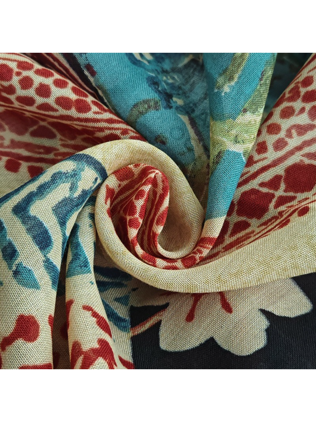 Scarvii - Floral Print Square Scarf