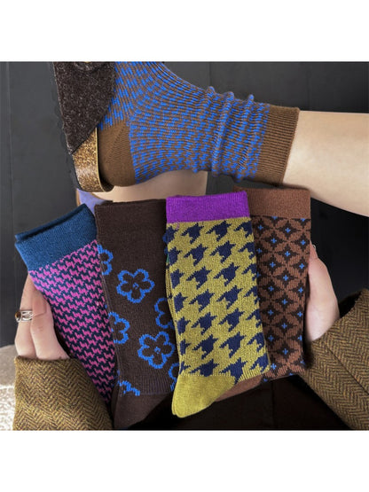 Rufia – Colorful Knit Socks in Bold Patterns