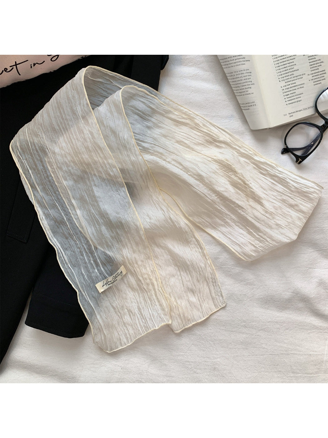Scarvii Lightweight Wrinkle Neck Scarf product image