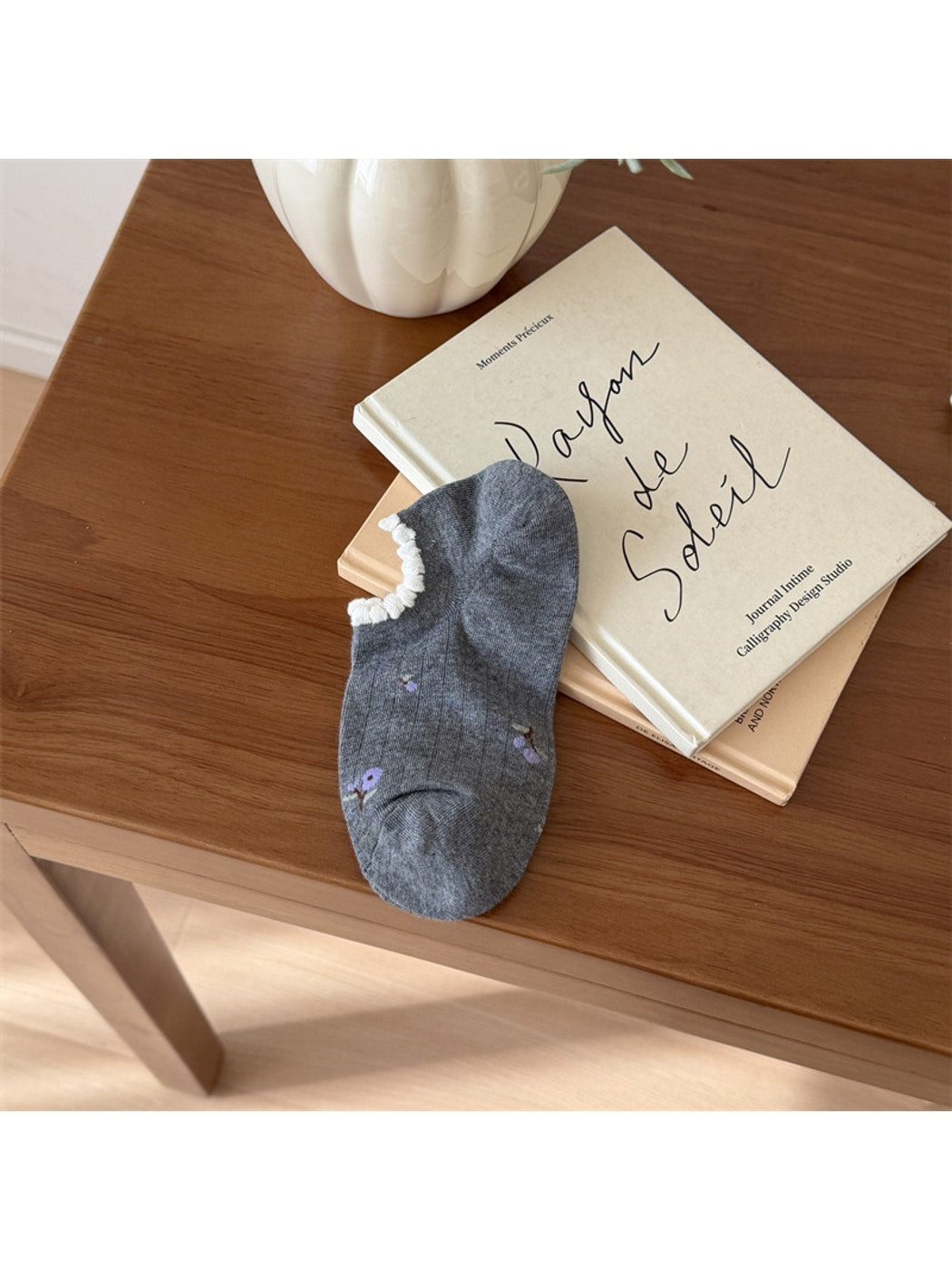 Rufia - Sweet Minimal Floral Women's No Show Socks