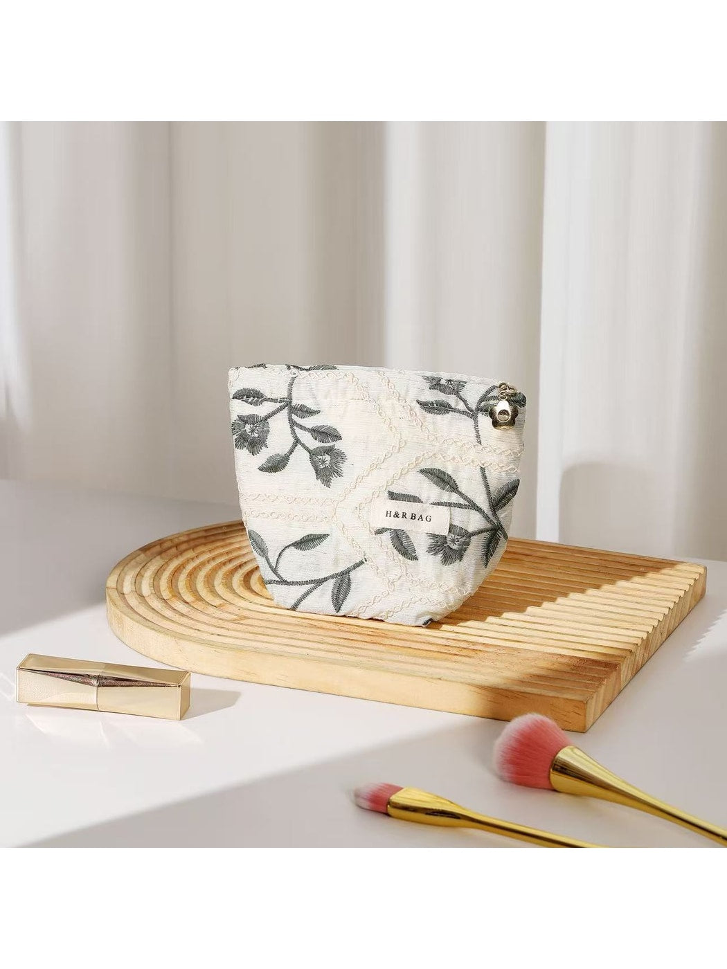 Cosbai - Women's Floral Print Handheld Cosmetic Bag