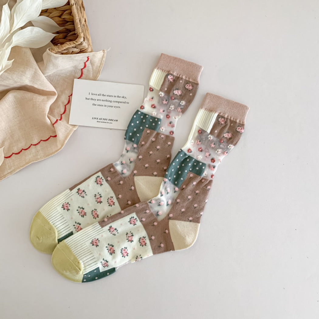 Rufia - Vintage Floral Pattern Sheer Socks