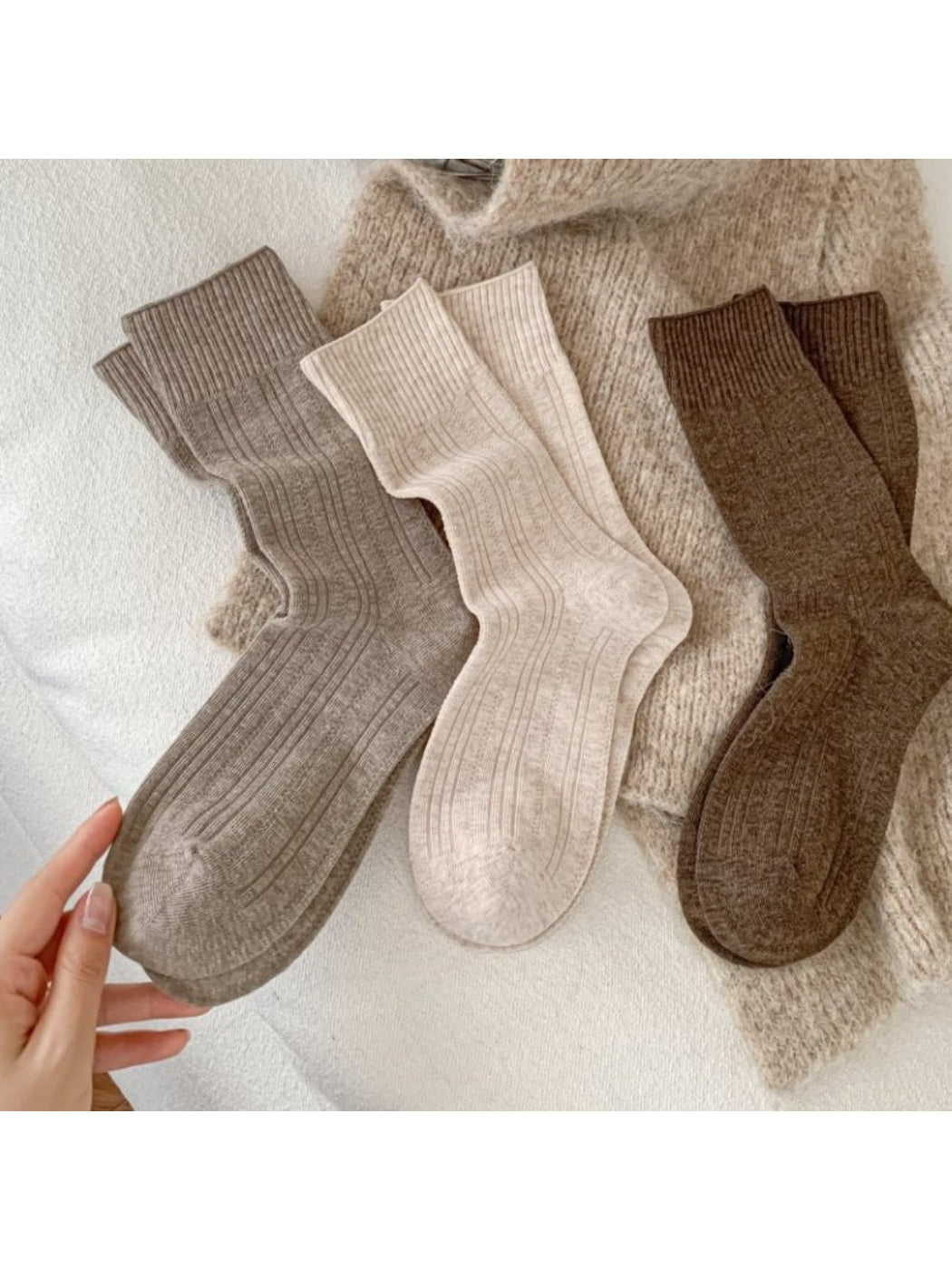 Rufia - Solid Ribbed Everyday Crew Socks