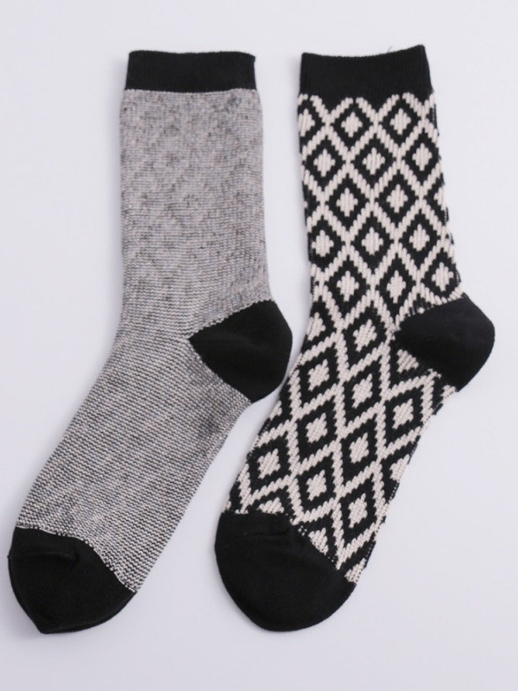 Rufia - Vintage Black-White Winter Socks