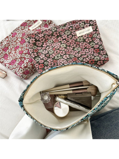Cosbai - Vintage Floral Cosmetic Pouch