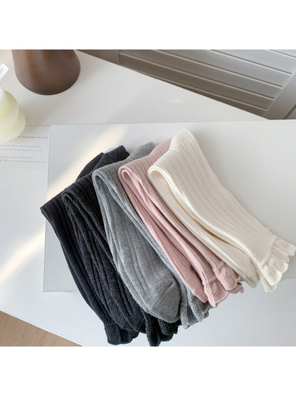 Rufia - Solid Color Ribbed Ruffle Crew Socks