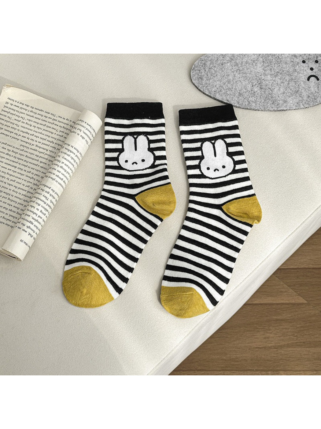 Rufia - Playful Bunny Pattern Crew Socks product image 6