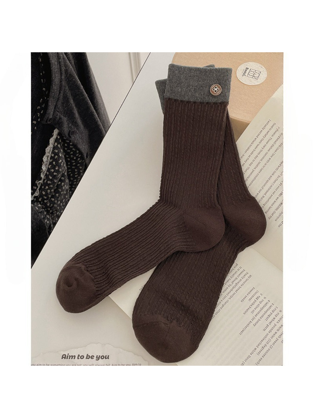 Rufia - Contrast Cuff Button Crew Socks product image 7