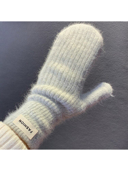 Gloving - Fuzzy Rib-Knit Cuff Mittens