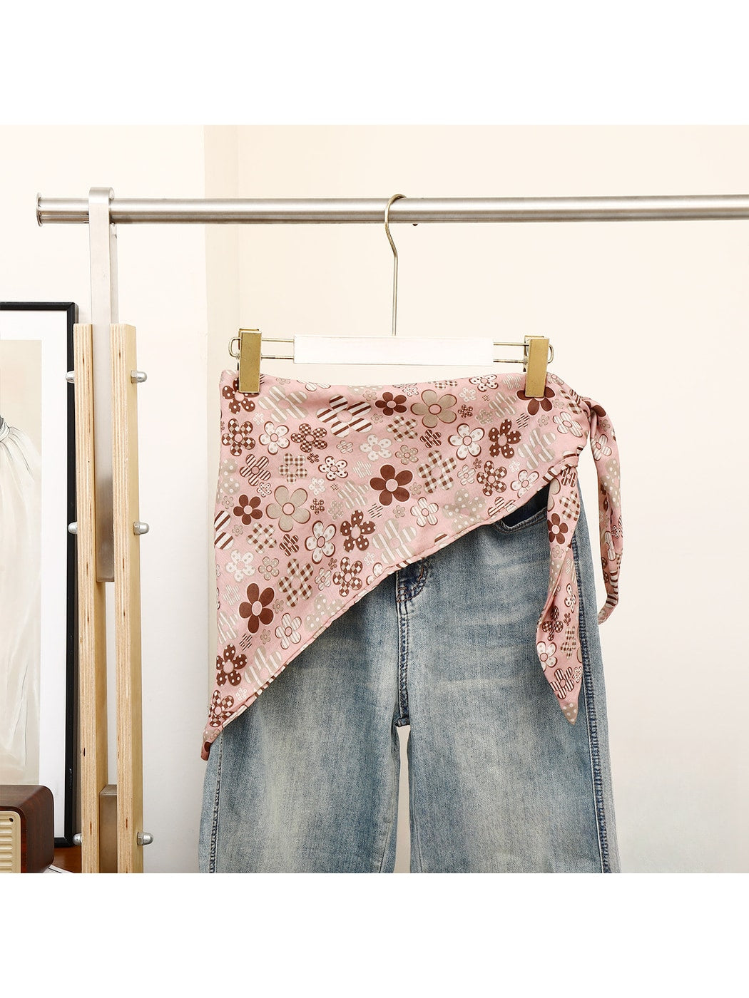 Scarvii - Allover Floral Print Layered Triangle Scarf