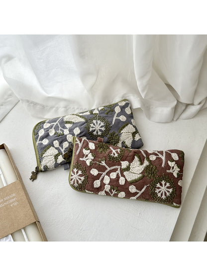 Cosbai - Embroidered Zipper Makeup Pouch