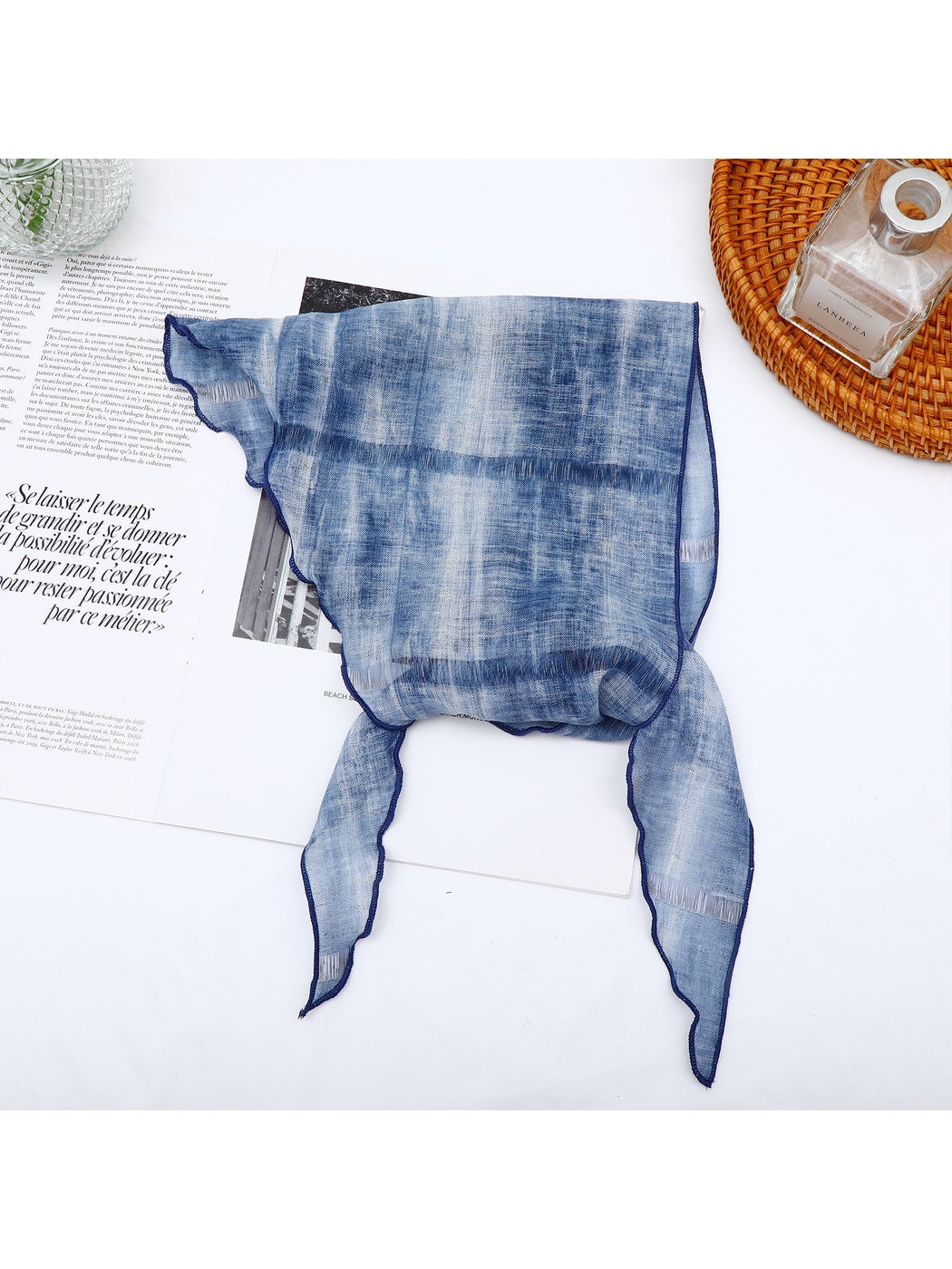 Scarvii - Lightweight Plain Weave Triangle Bandana