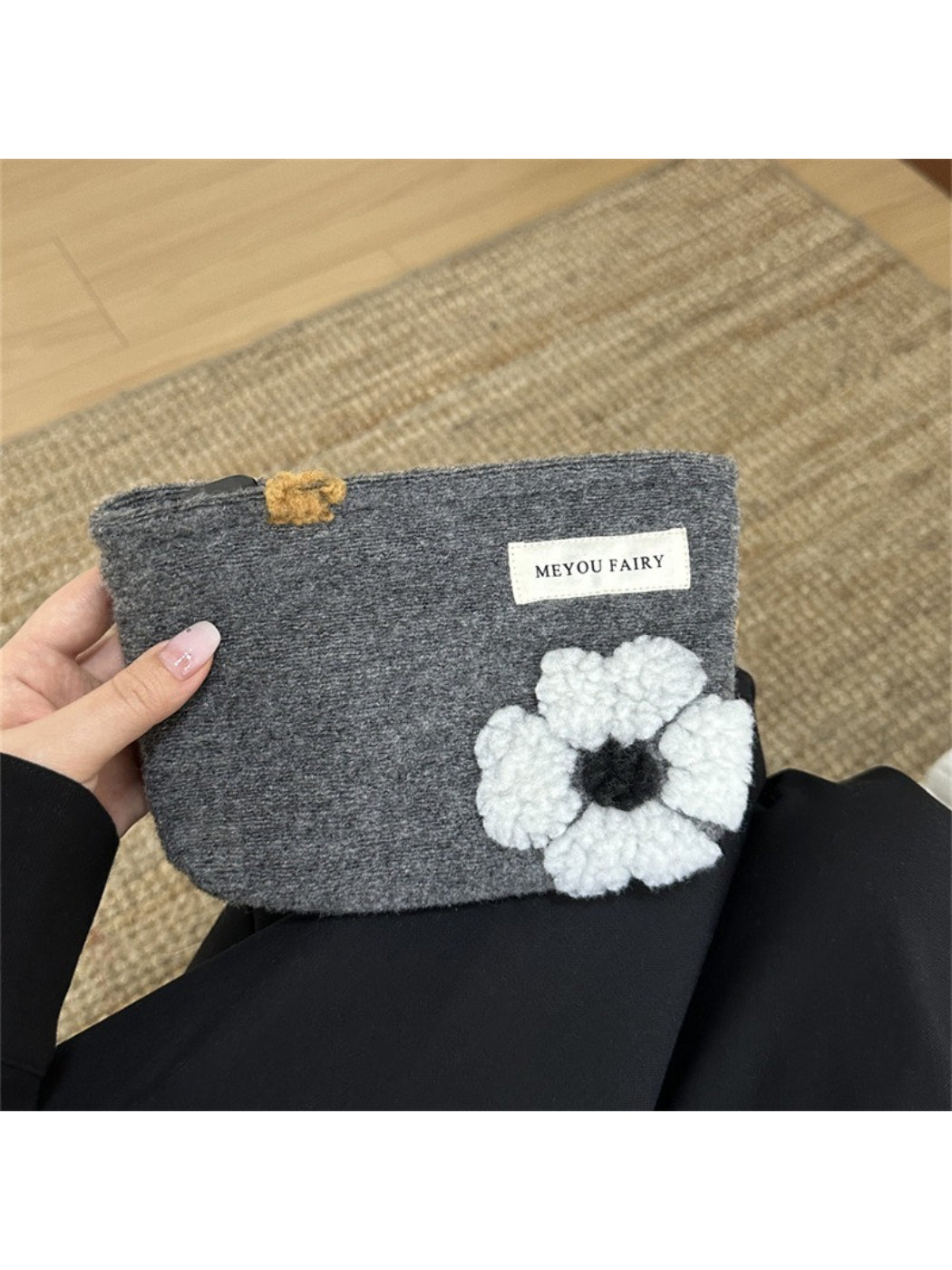 Cosbai - Cozy Flower Texture Pouch