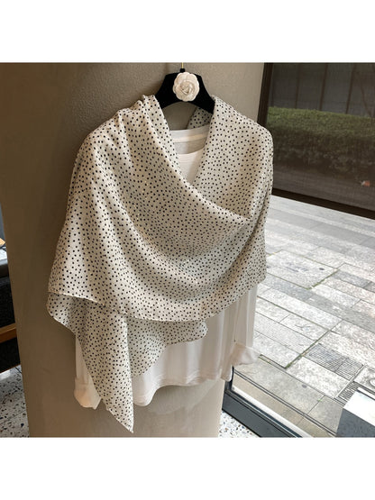 Scarvii - Minimal Gold Detail Everyday Wrap Scarf