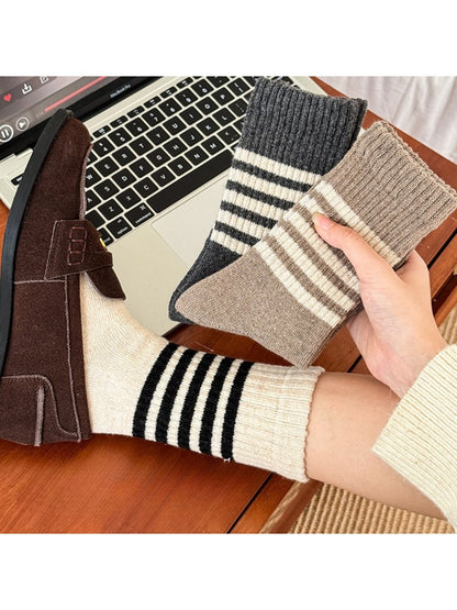 Rufia - Cozy Striped Mid-Calf Winter Socks
