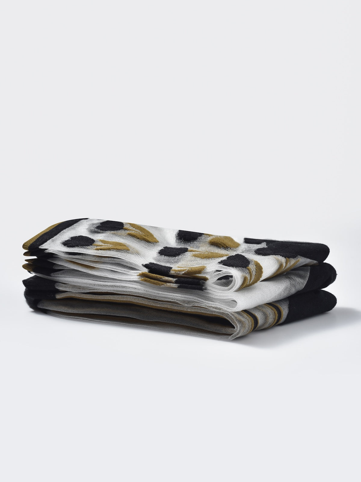 Rufia - Abstract Floral Sheer Crew Socks product image 6