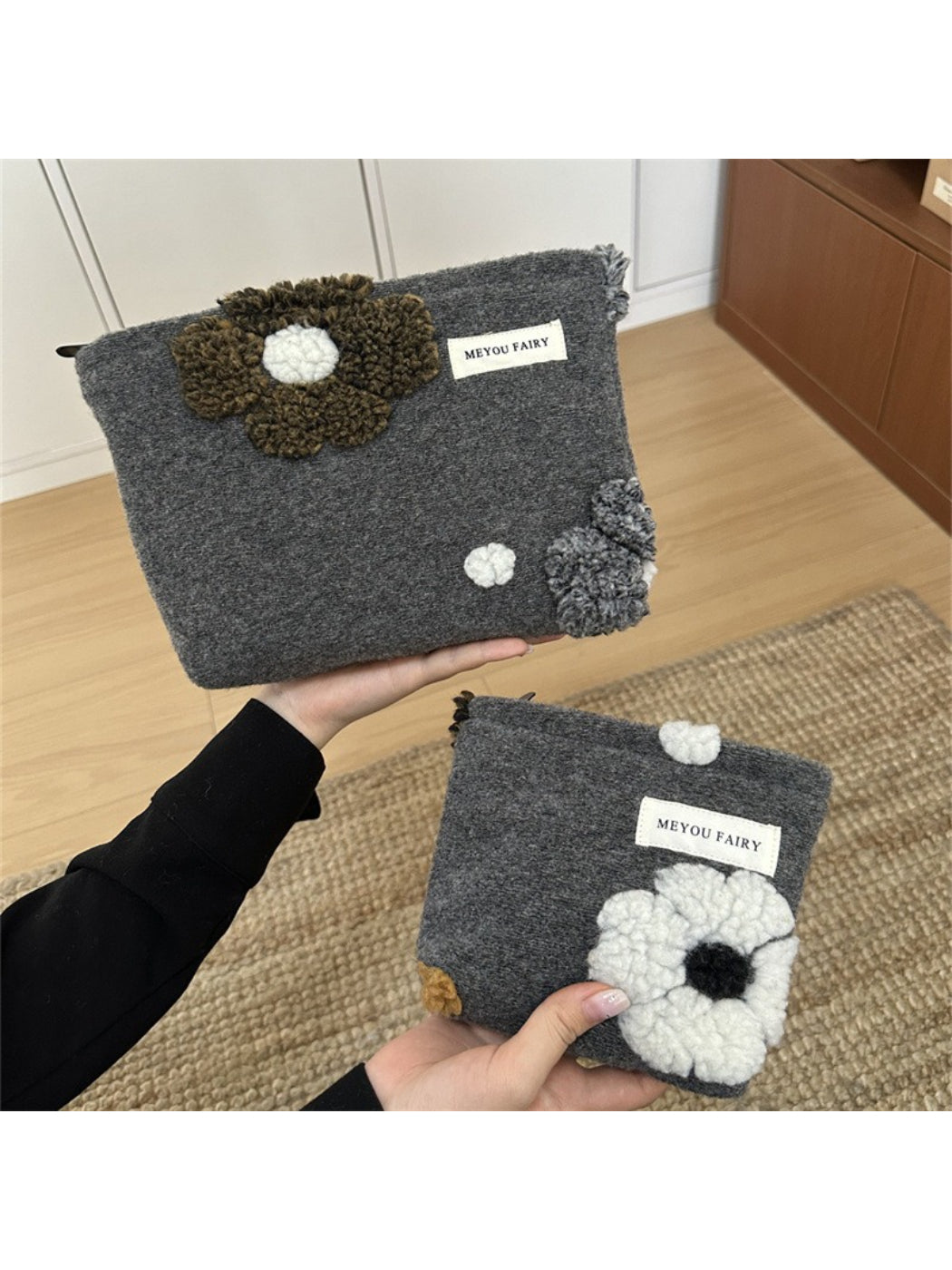 Cosbai - Cozy Flower Texture Pouch