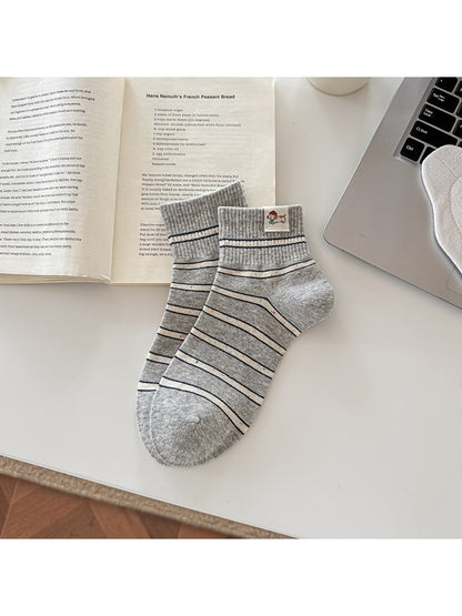 Rufia - Casual Cute Striped Dog Socks