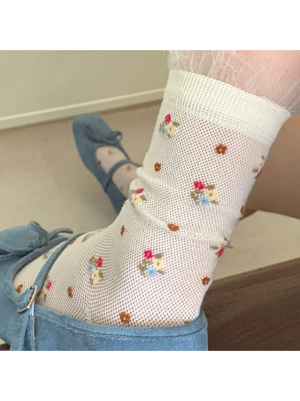 Rufia - Sweet Floral Mesh Crew Socks